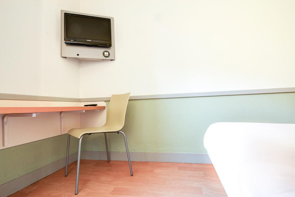 Ibis Budget Chateaudun Châteaudun Exterior foto