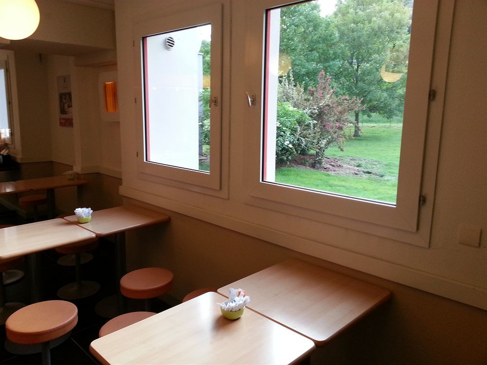 Ibis Budget Chateaudun Châteaudun Exterior foto