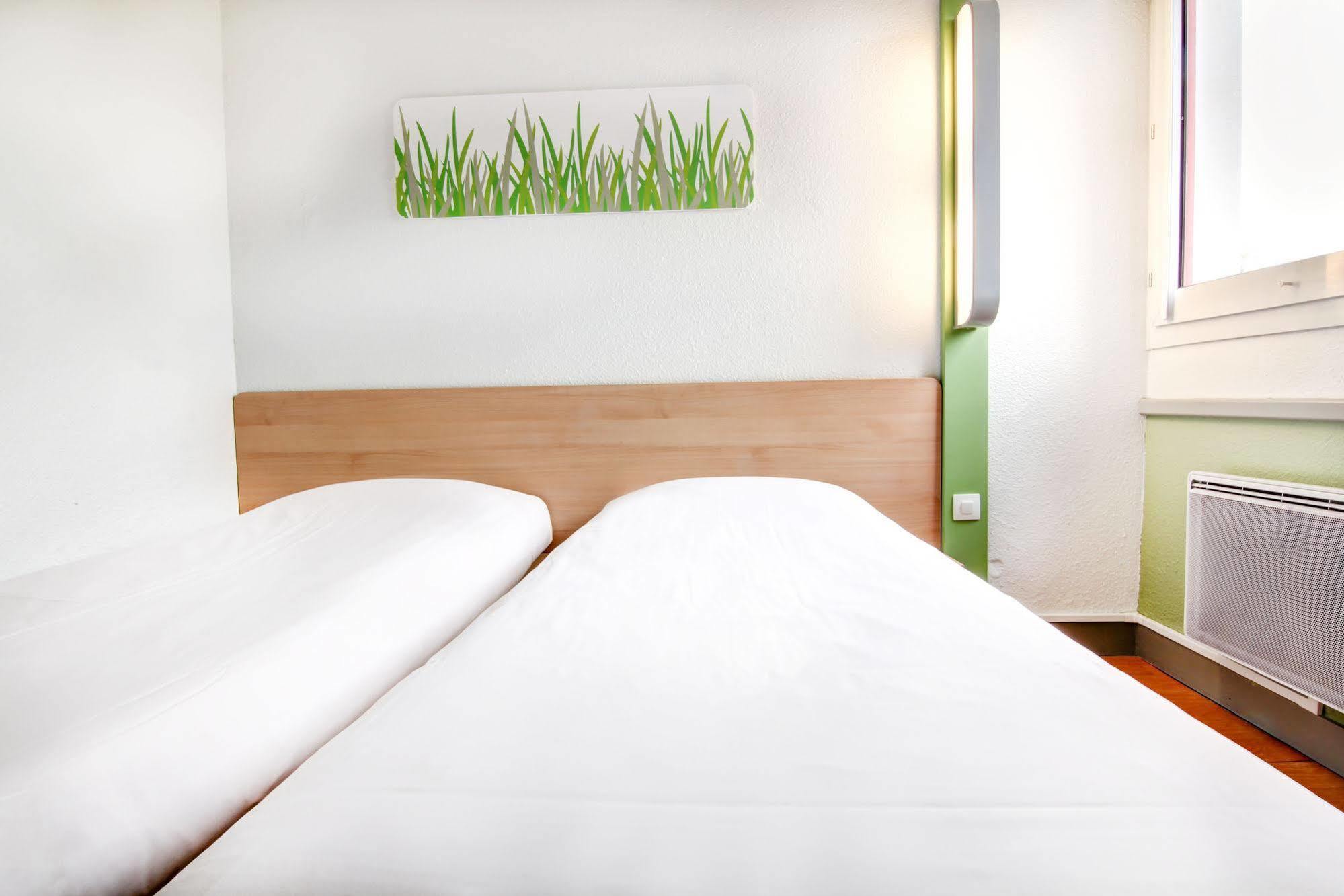 Ibis Budget Chateaudun Châteaudun Exterior foto
