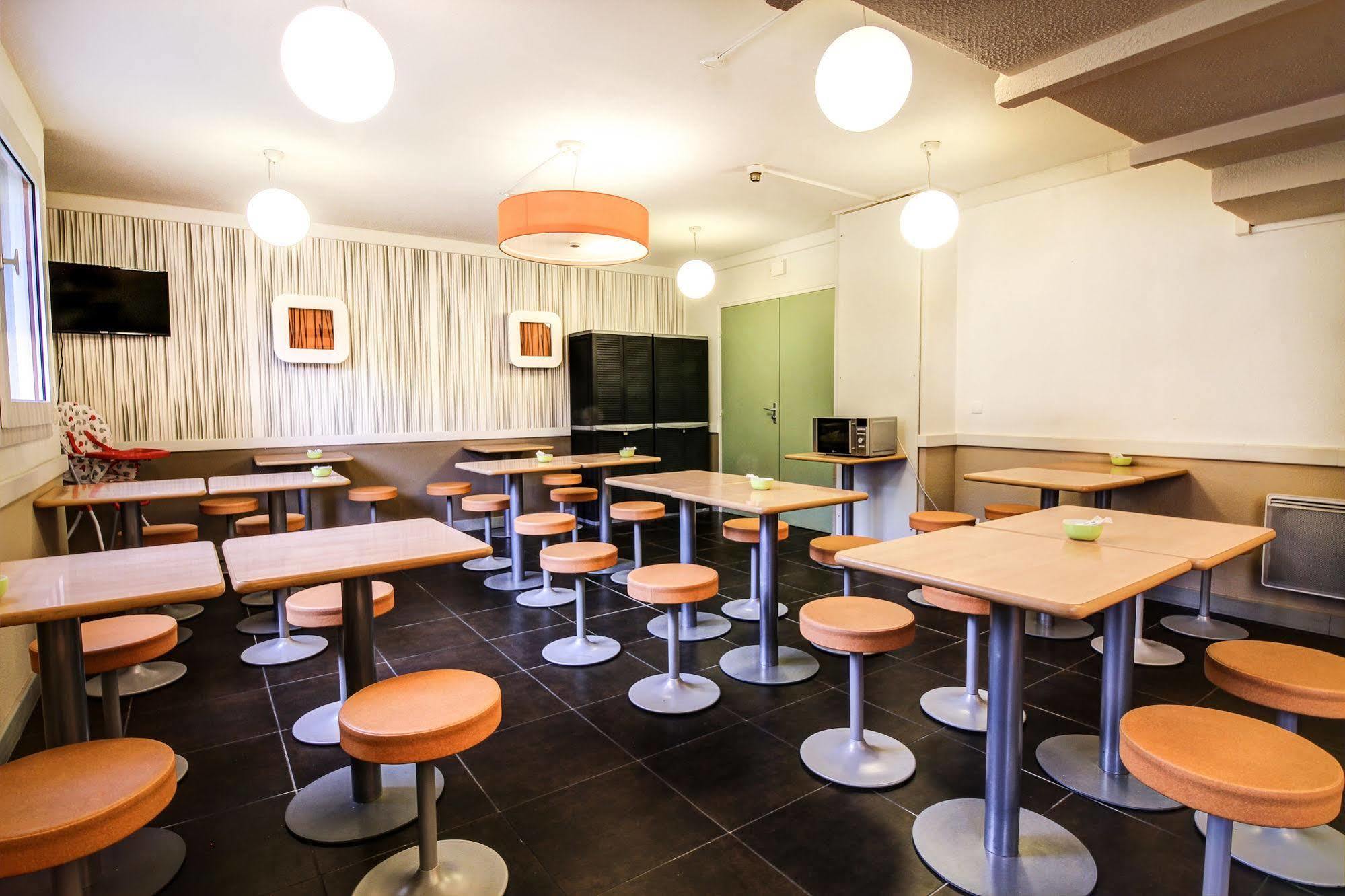Ibis Budget Chateaudun Châteaudun Exterior foto