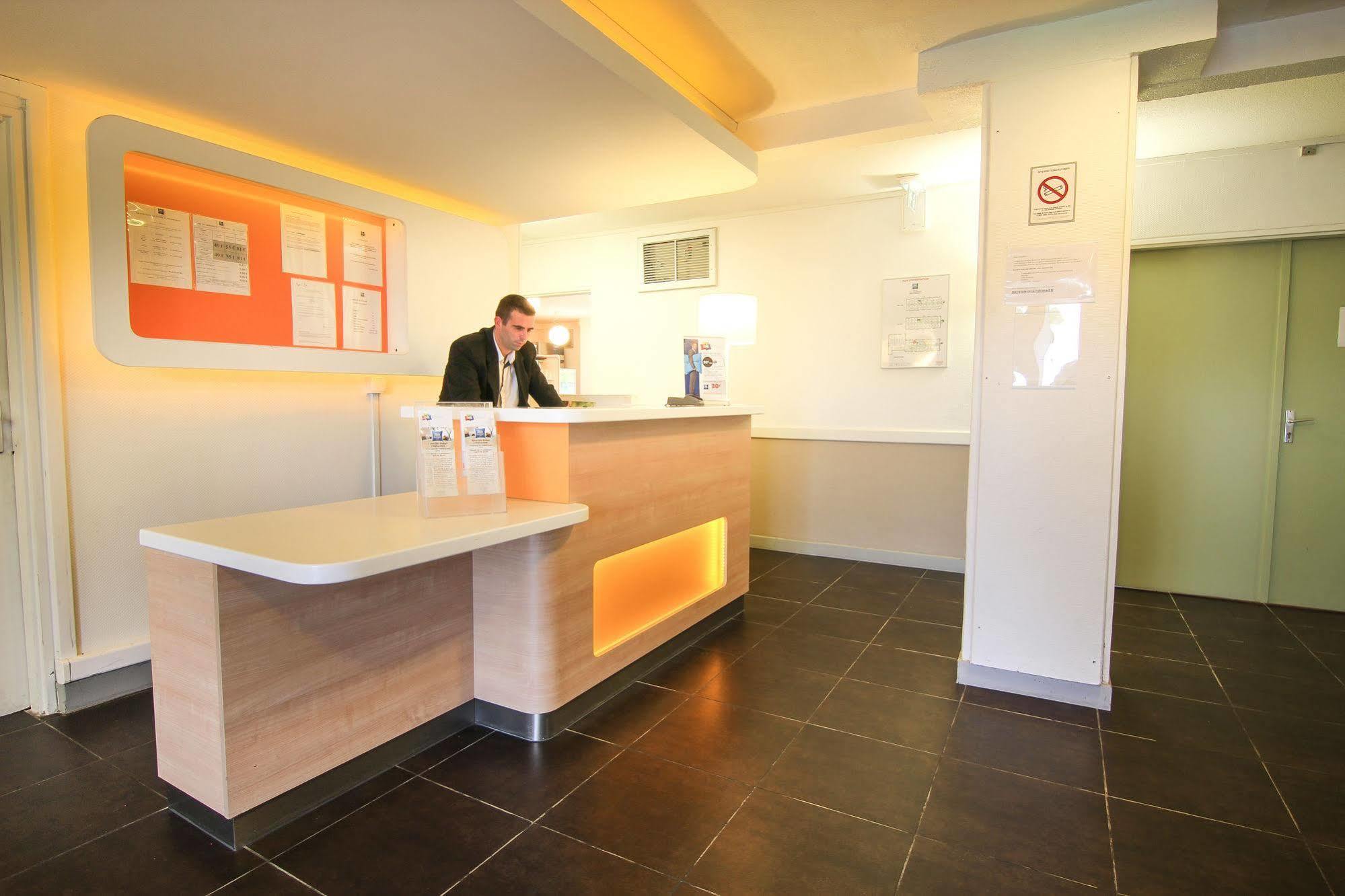Ibis Budget Chateaudun Châteaudun Exterior foto